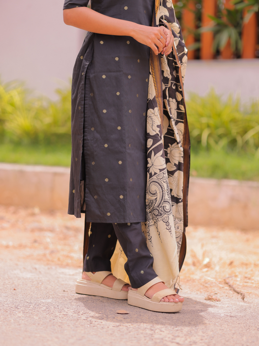 AK101 - Silk Cotton Kurti with Black with Beige Penkalamkari Dupatta